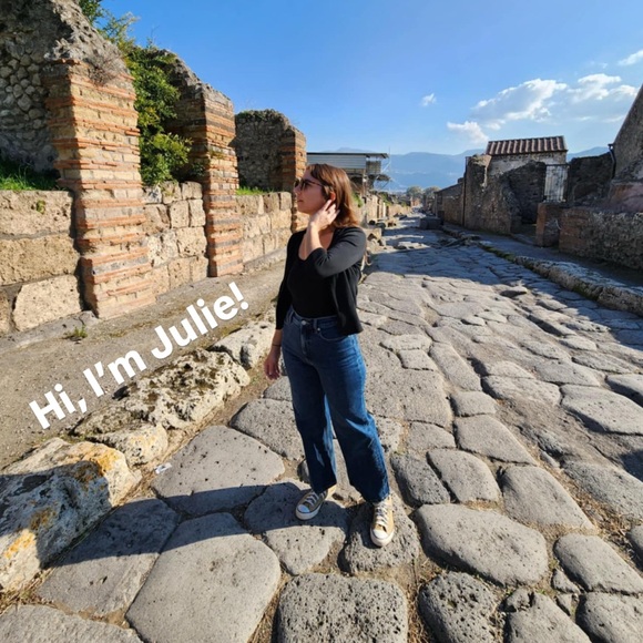 Meet your Posh Ambassador - Picture 2 of 10